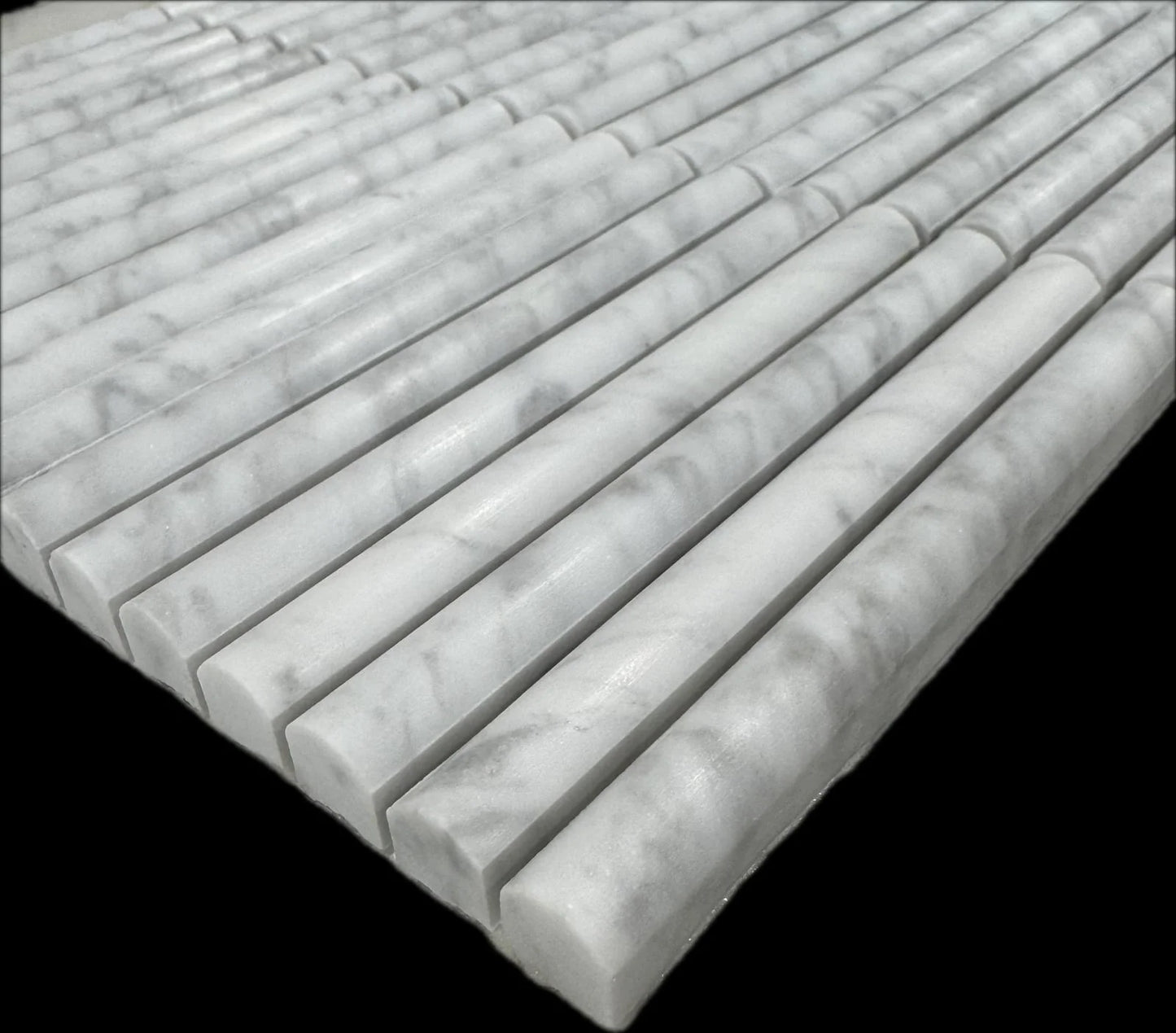 Bausatz Katze Kreta Bullennase Bianco Carrara Mosaik 151x30x15mm