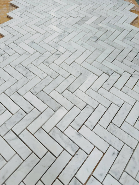Mosaik Marmor Bianca Carrara C 75x23x10mm auf Matte