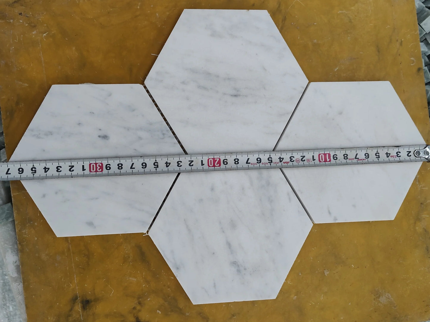 Marmor Sechseck Bianca Carrara 150mm geschliffen